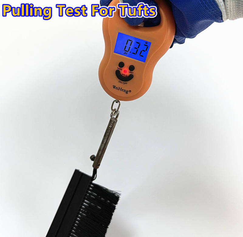 Bristle tuft pull test for flexible brush seal