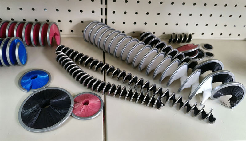 Custom inverted and external spiral brushes in different diameters, lengths and coil pitches